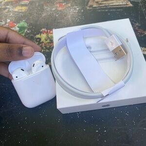 Apple AirPod